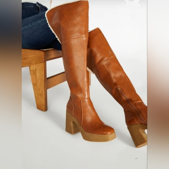 Parker Block Heeled Boot MSRP $94.95 - Picture 6 of 13